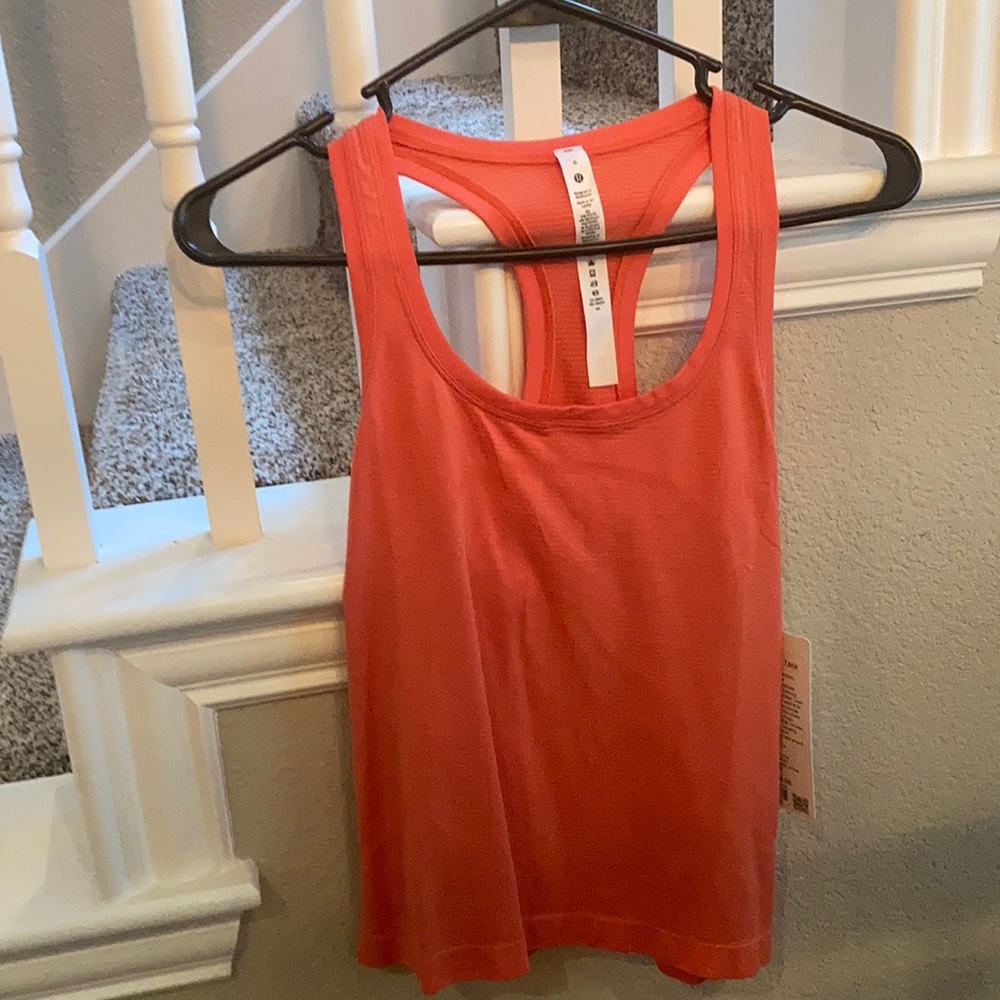 Lululemon, NWT, swiftly racerback tank top 2.0 race length, size 6, warm coral